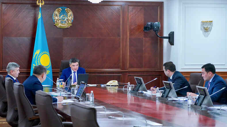 Премьер-министр РК поручил держать ход уборочной компании на особом контроле